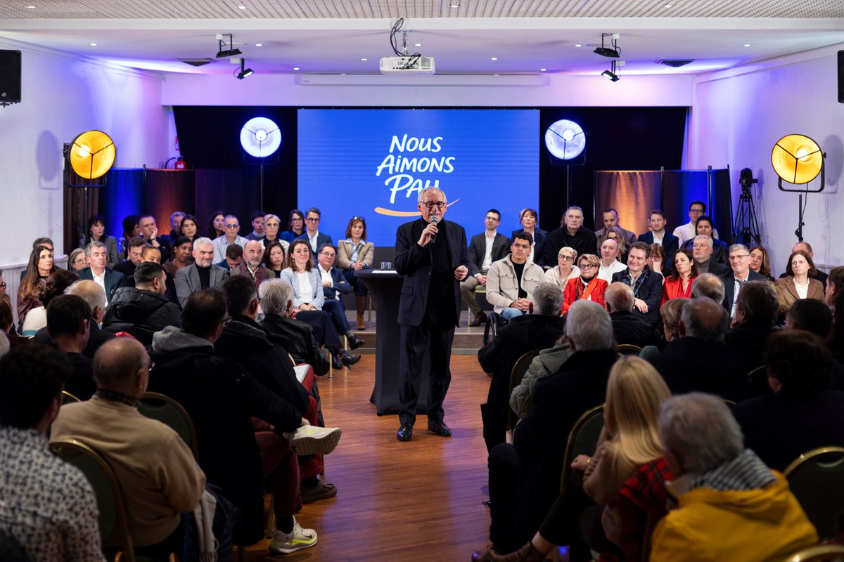 François Bayrou tweet media