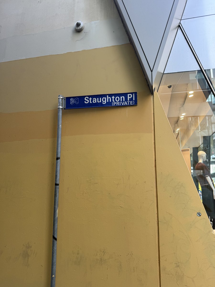 Xavier Verstegan tweet media