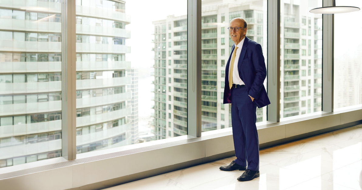 Queen's Alumni tweet media