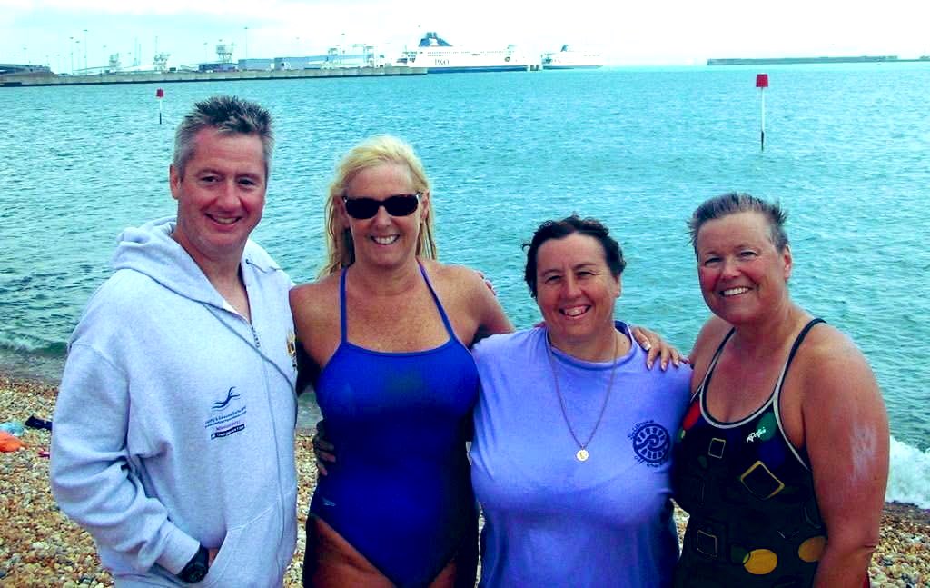 phopfensperger's tweet photo. Very sad to hear that multiple English Channel Swimmer Anne Cleveland has passed away at the young age of 61. Anne was a big influence on my preparation to swim The English Channel in 2007. She inspired many people with her amazing achievements 🙏 RIP Anne https://t.co/c40vxNq5eI https://t.co/XoBBU9LT3D
