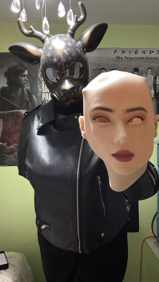 angelmasks22's tweet photo. Anyone needing a spare face? I got plenty to go around ((;
More pics on πΈ (link in b1o)
#siliconemask #gasmask #roanyer #ferutax #masks #disguise #face #faces #masks #siliconemasking #femalemask #femalemasker #stag #deer #buck https://t.co/jUZmTxIRSA