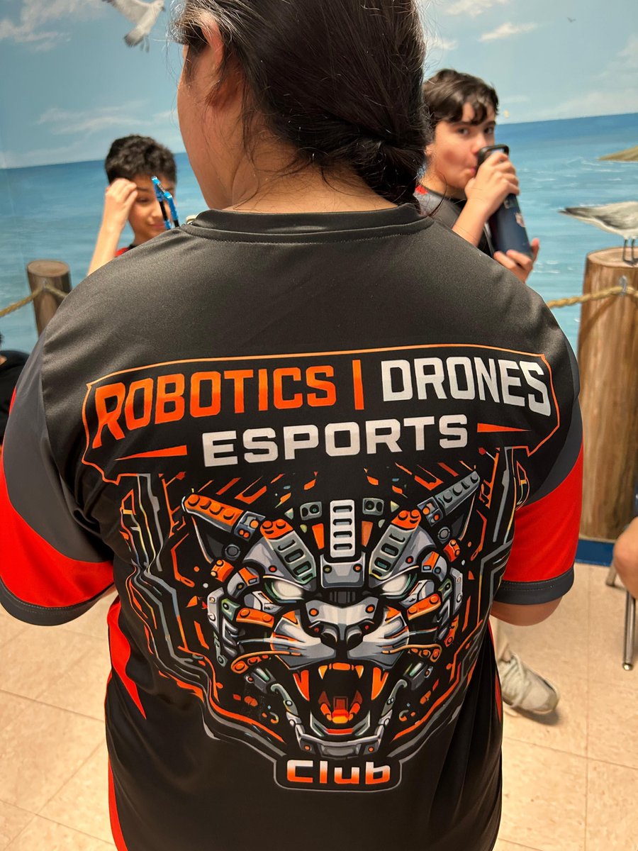 Pines Collegiate Academy 6-12 tweet media