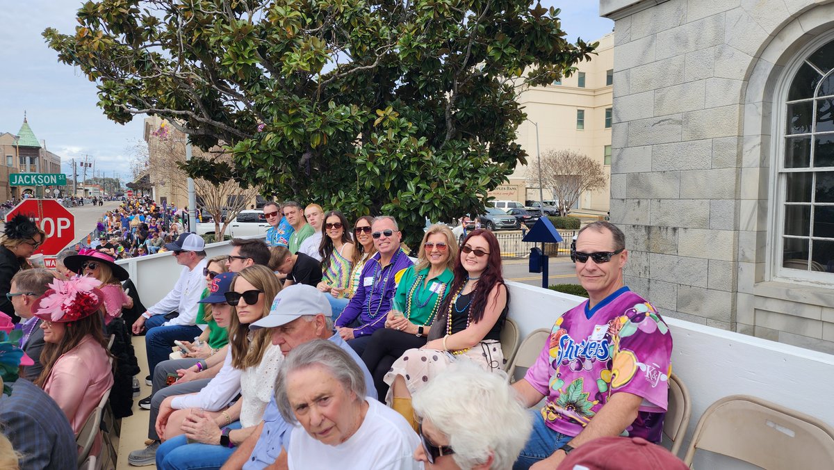 403rd Wing tweet media