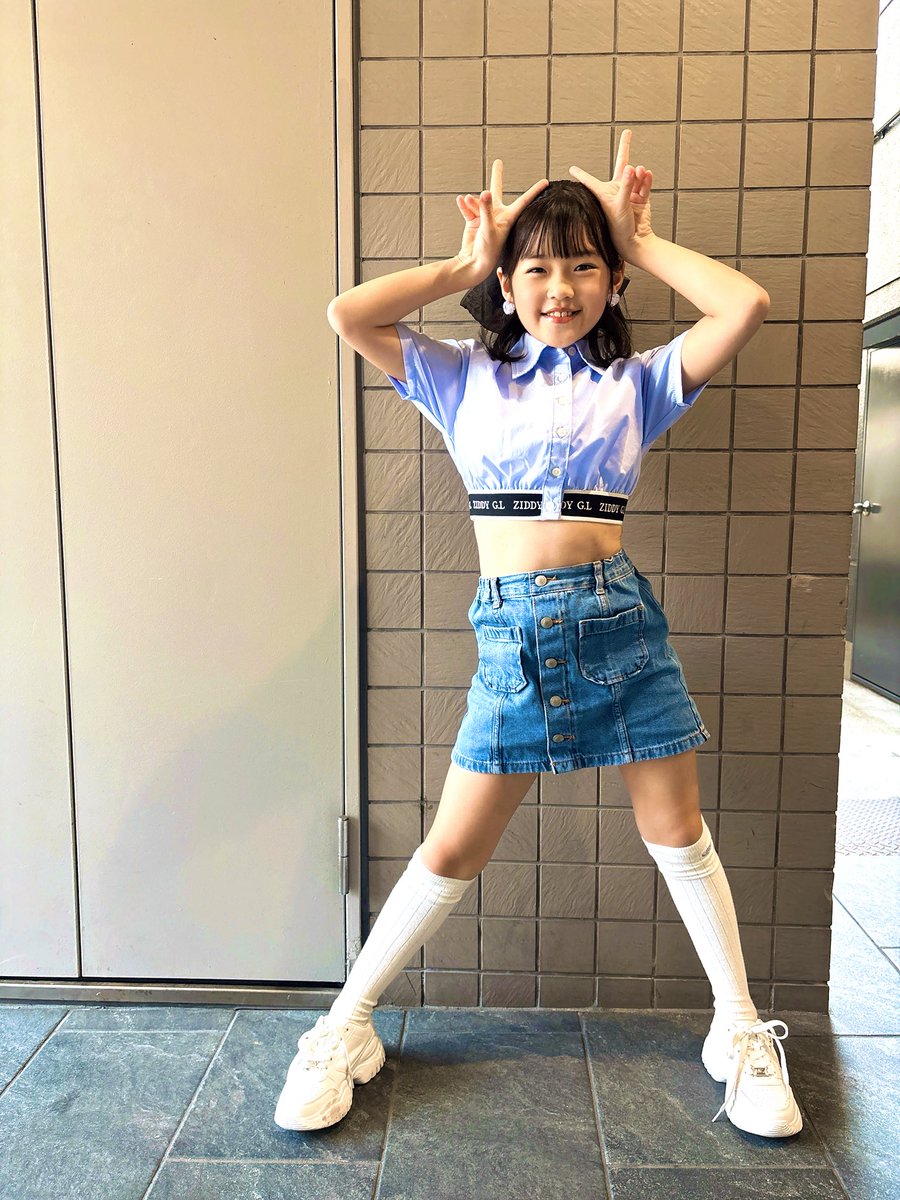 おはよう(๐^╰╯^๐)➰😊☀️
みんな大好き💕✨さらちぃと🌟
ともだちビスケット♡いつもコメントありがとう♡元気モリモリ🙌
今日は新曲「流星☆ダイヤモンド」のレコーディングの日だよ💎✨
頑張ってくるね💕︎
そして久しぶりの押忍フェスだ🙌