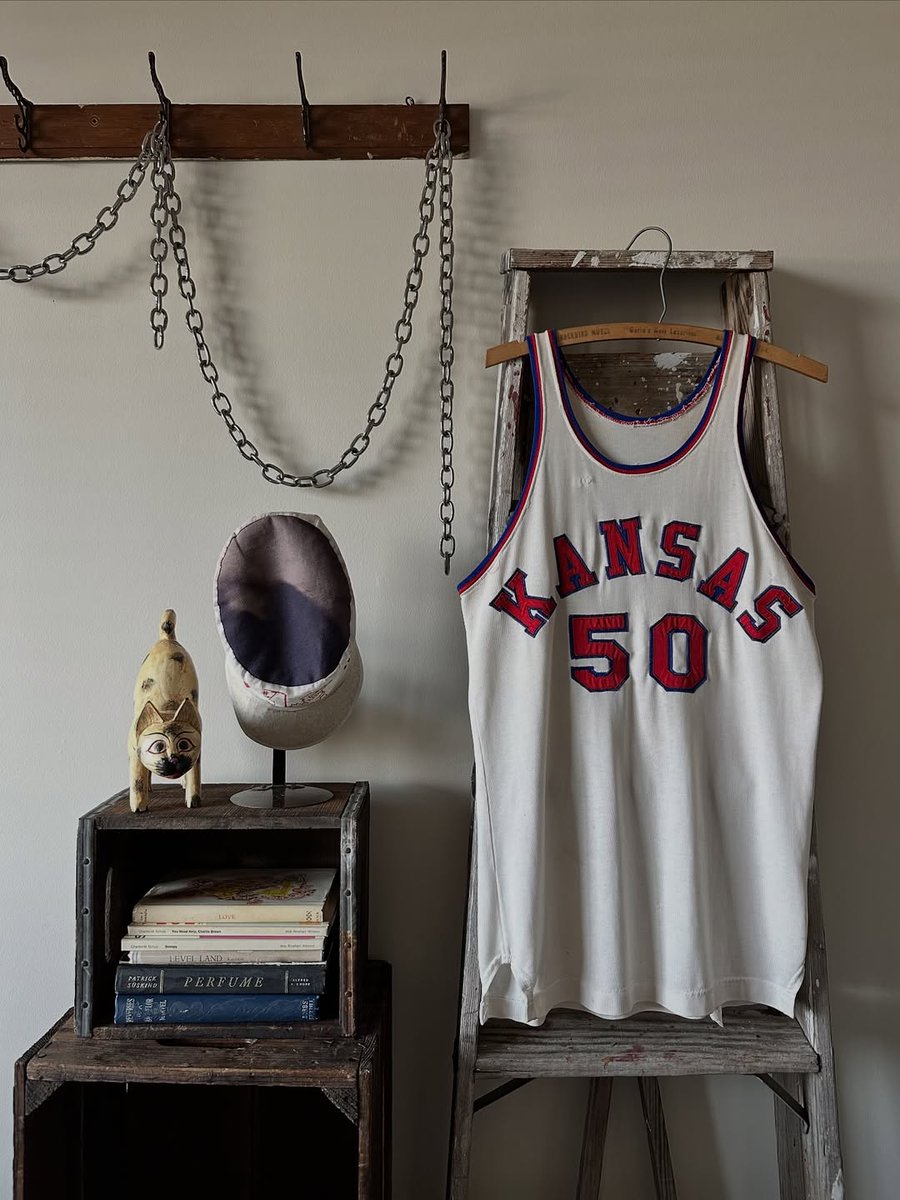 Complex Style tweet media