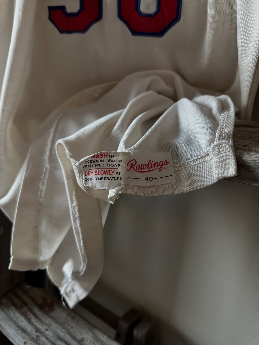 Complex Style tweet media