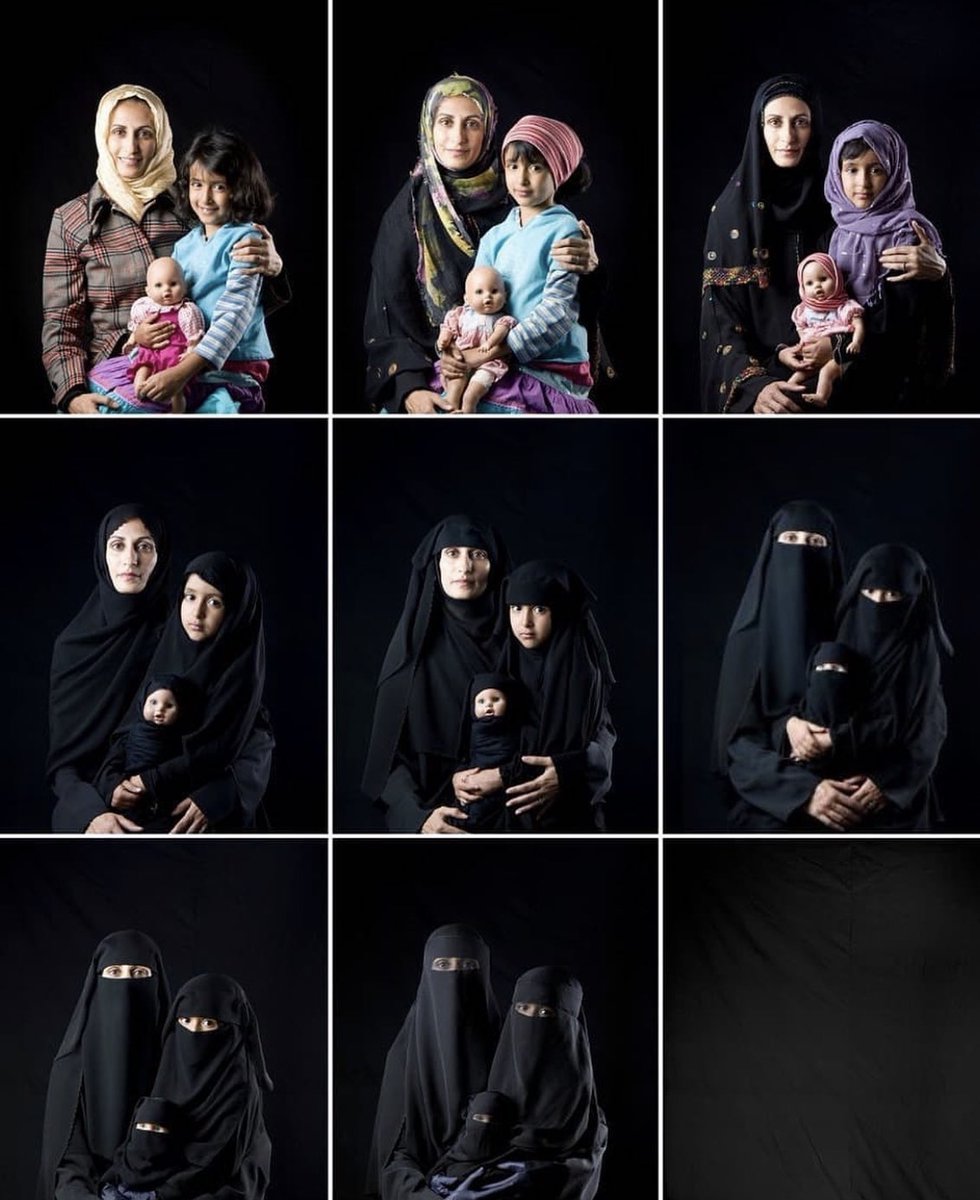 PerroGordo40297's tweet photo. @Alissonofabitch La diferencia es que por no ponerte la kipah, el hábito o la sotana no te van a apedrear. Ni vas a abrir la puerta a este proceso: de la fotógrafa yemení Boushra Almutawakel. “La Desaparción de la mujer”. https://t.co/7sX7NDafQn