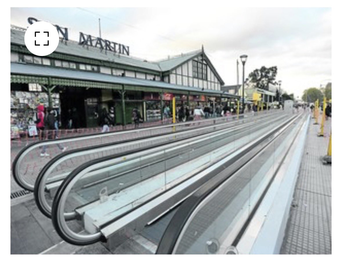 Claro. Una obra completamente inútil que hizo Mauricio. Eran cintas transportadoras que no duraron y hubo que retirar.
Inútil como todo lo que hace el PRO.