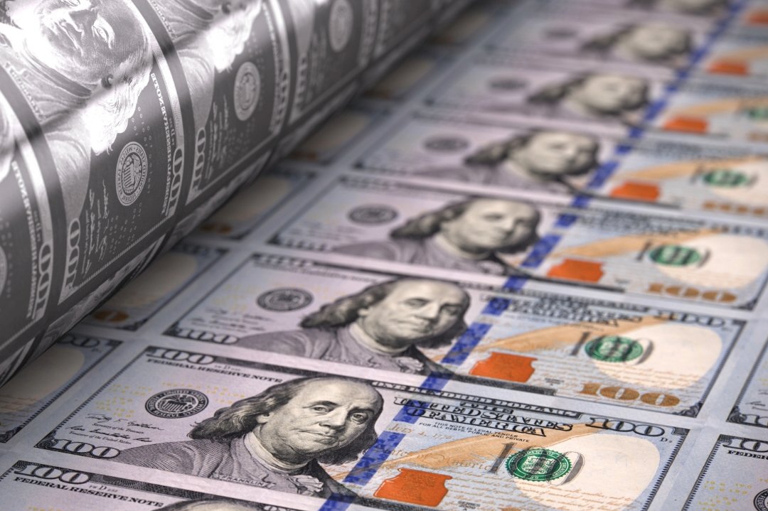 🚨🇺🇸 GREEN LIGHT.

DALY JUST CONFIRMED THE CUTS ARE NOT STOPPING.

"75 BPS TO NEUTRAL" IS FED SPEAK FOR "WE ARE RELOADING THE MONEY PRINTER."

3 MORE CUTS ARE NOW THE BASE CASE.