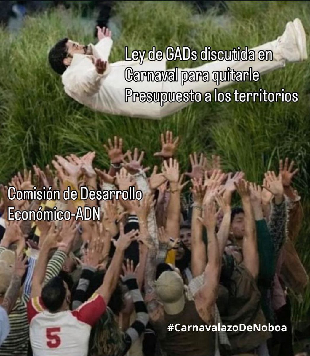 Hector5RC's tweet photo. #CarnavalazoDeNoboa 

¡Basta de cómplices disfrazados de legisladores!

La bancada ADN aprobó en feriado el informe que obliga a municipios y prefecturas a gastar el 70% del presupuesto en "obras" dictadas desde Carondelet, bajo amenaza de recorte de recursos si no obedecen.

Mientras el Estado les debe más de
1.000 millones a los GADs, estos cómplices concentran el poder, asfixian la autonomía y dejan sin fondos para salud, adultos mayores, violencia de género, vías, agua y obras locales.

No es economía, es autoritarismo puro. ADN no defiende al pueblo: lo entrega al centralismo.

¡Indignante! Que rindan cuentas por traicionar a sus provincias.
@BancadaRC5 
@RC5Oficial 
@RC5Pichincha