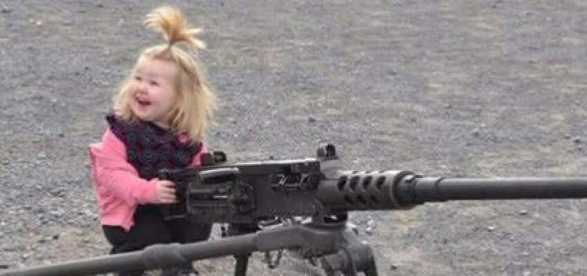 SakiBanshee's tweet photo. @smintyd GIVE SMINTY A GUN!! https://t.co/4l5sarcixd