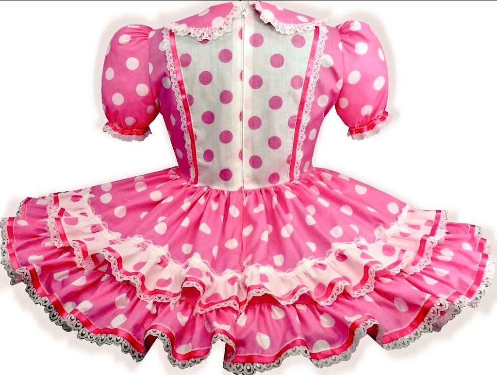 🎀𝓚𝓪𝓽𝓲𝓮 𝓡𝓲𝓫𝓫𝓸𝓷𝔃🎀 tweet media