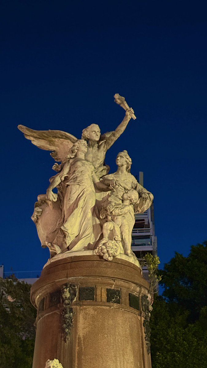 Buenos Aires 💙 
Plaza Francia 

#BuenasNoches #Argentina #travel