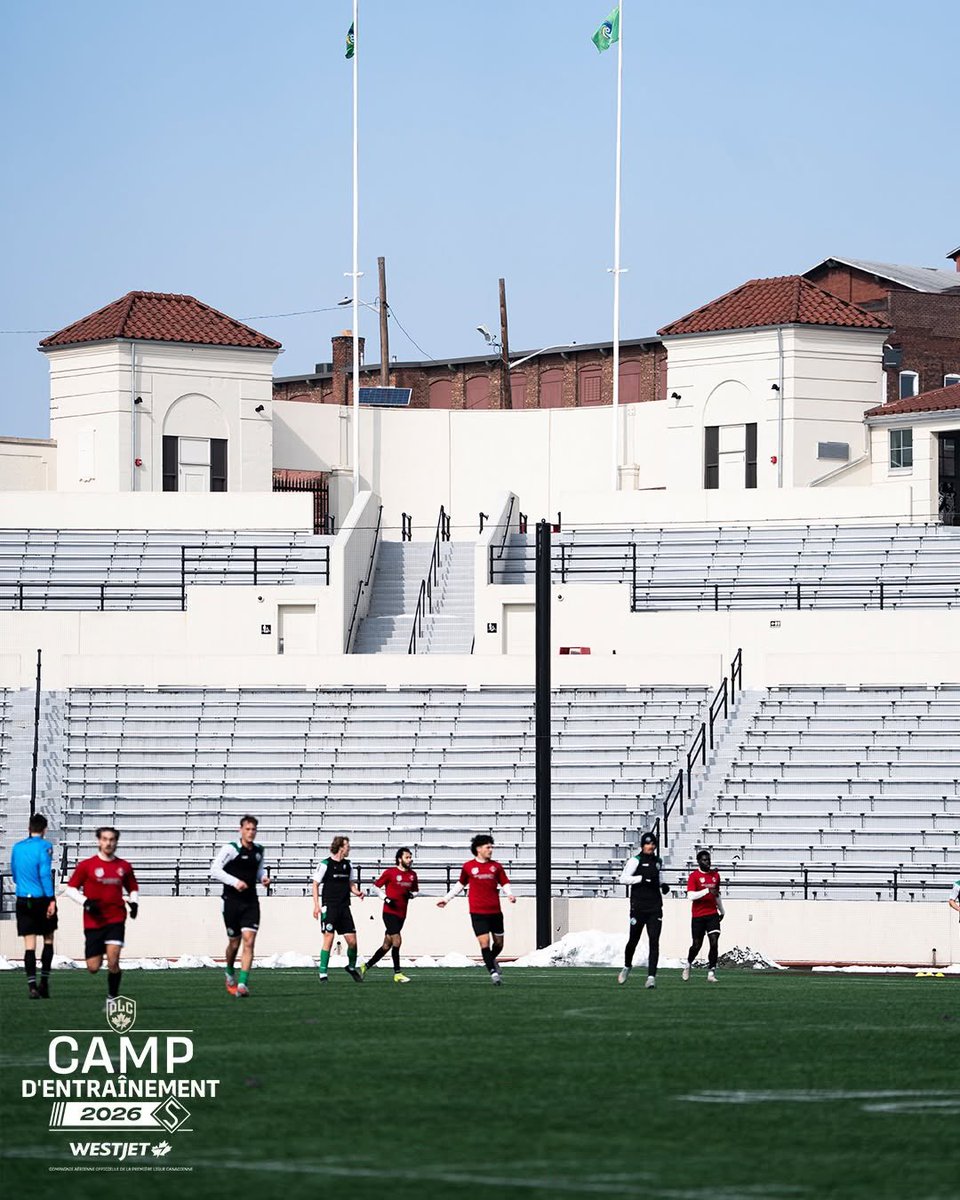 MichaelBattista's tweet photo. The New York Cosmos hosted new Canadian Premier Soccer League side FC Supra Quebec today at Hinchcliffe Stadium for a closed door friendly.

No details released. Reportedly the game ended with a #NYCosmos win, 4-2. https://t.co/h2G3pBnBTE