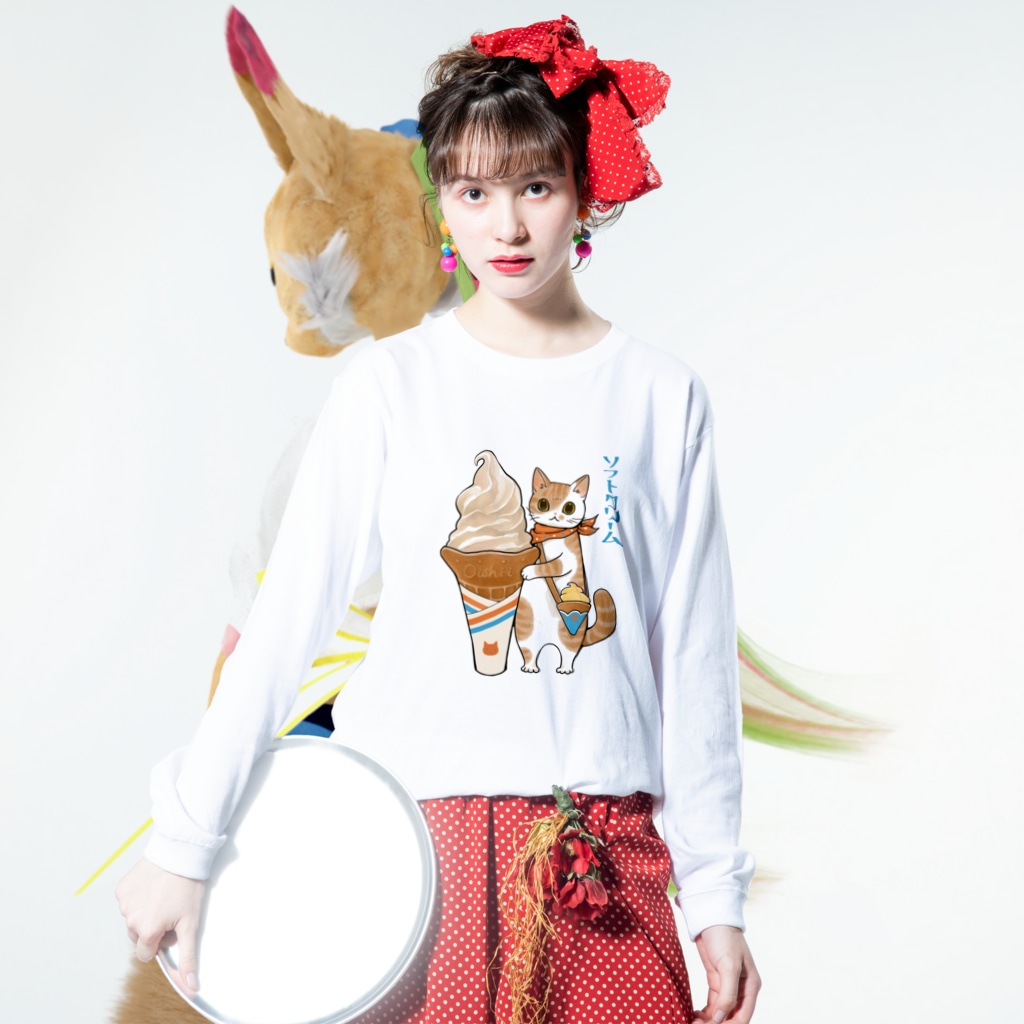 ちょぼなのショップのソフトクリーム猫ロングスリーブTシャツ <a href="/yamano_rinrin/">山野りんりん🐈🍚🍪🍦🍫🍵</a> suzuri.jp/yamano_rinrin/… #suzuri #SUZURIで見つけた推しTシャツ #SUZURI推しアイテム 

SUZURIさんセール中🐈
ちょぼなのショップでいちばん人気❓の
ソフトクリーム猫さん、長袖もあります🍦