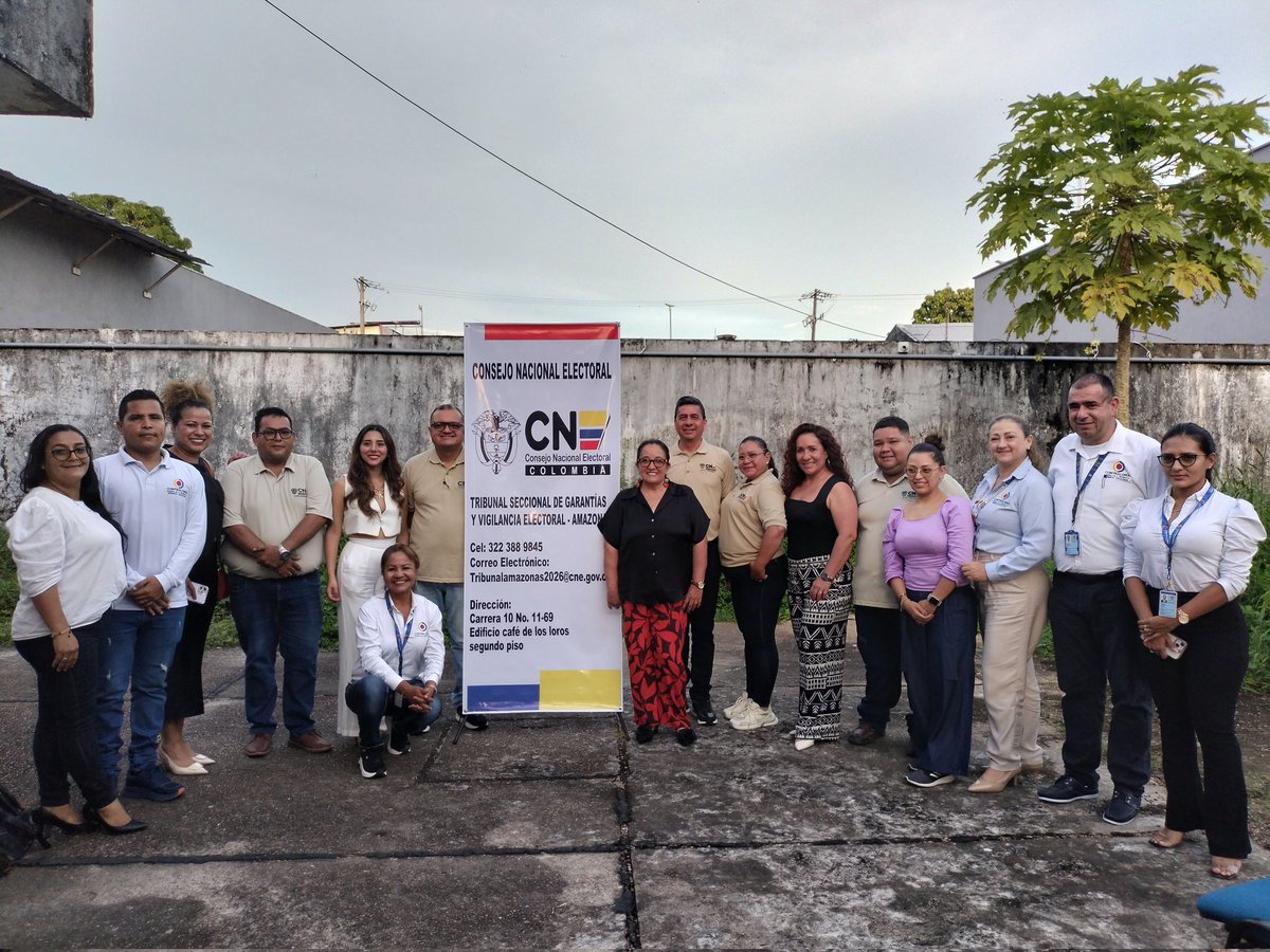 YNAmazonas's tweet photo. La magistrada Alba Lucía Velásquez del @CNE_COLOMBIA se reunió con la ciudadanía, aclaró dudas sobre el proceso electoral y habló de la Plataforma de Postulación y Acreditación de Actores Electorales, herramienta digital que fortalece el control y la trazabilidad en cada etapa. https://t.co/U55DAAseWr