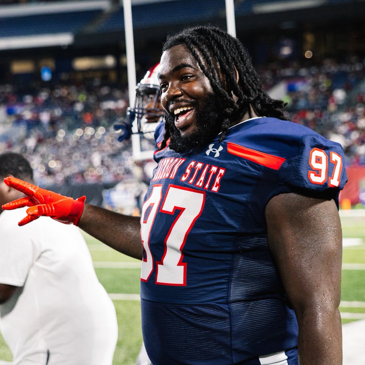 News: The DC #Defenders are signing DL Devonta Davis, per source.

Davis played his college ball at FAU/Jackson State, totaling 96 tackles &amp; 9.5 sacks during his college career. Had a preseason stint with the #Colts this summer. 

Defenders add D-Line depth ahead of #UFL camp.