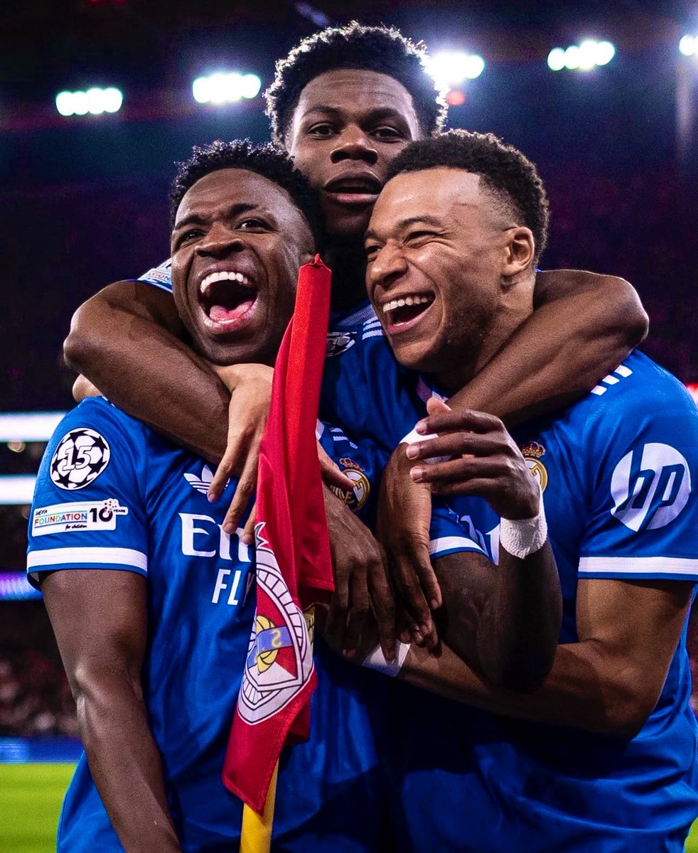 🤍𝕊𝕒ℕ𝕕ℝ𝕪𝕋𝕒 // ℝ𝕄𝔽ℂ💜 tweet media