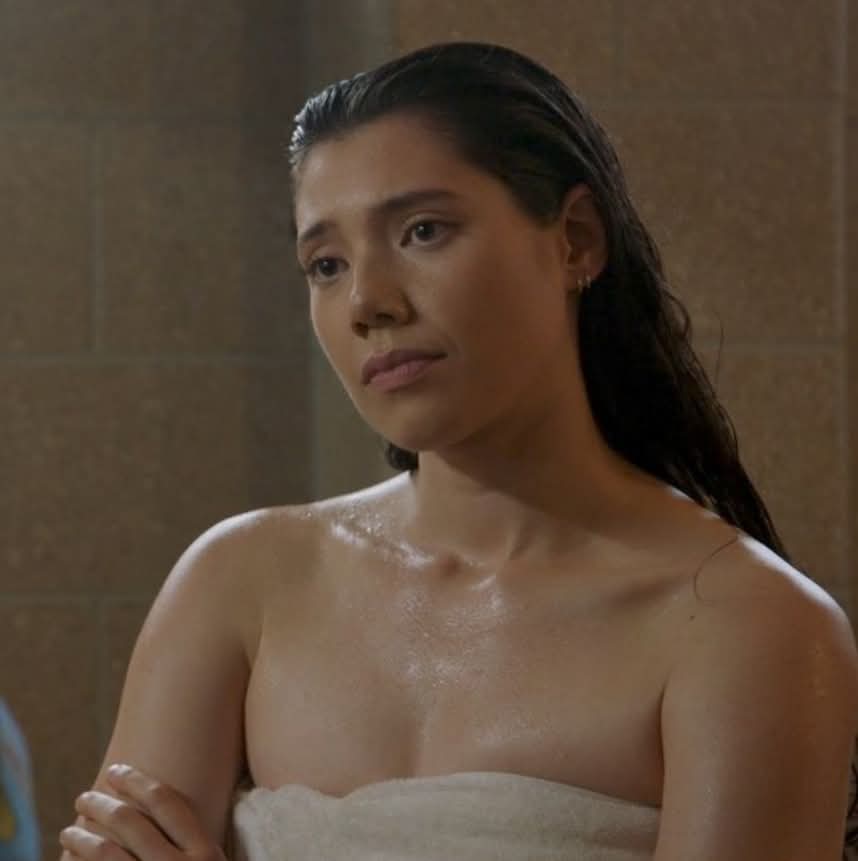 Violet,mind if I see what's under that towel of yours?