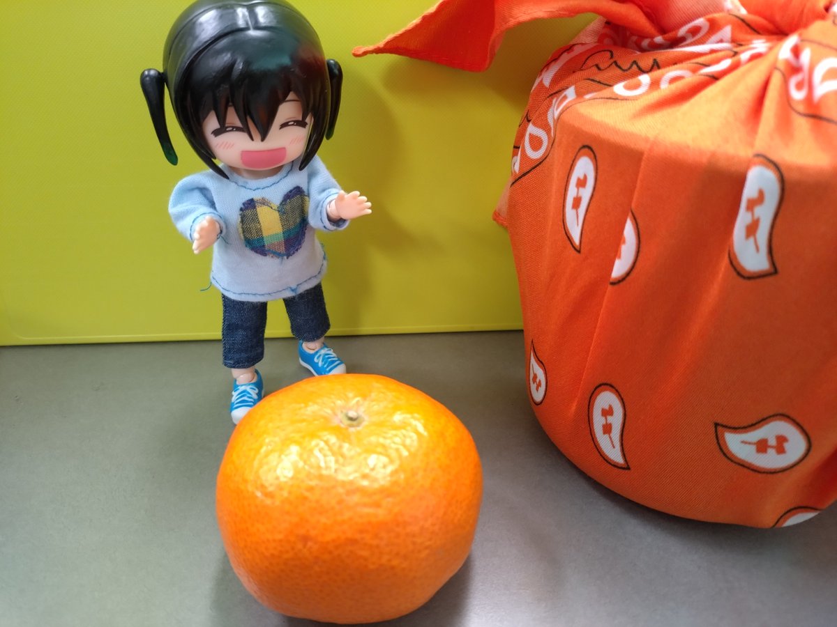 おはようございます🌈朝出かける時コートのポケットに1個入れていく