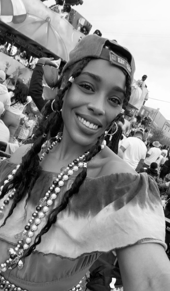 corts__world's tweet photo. Mardi Gras 26:
Mission Accomplished 💜💚💛 https://t.co/4DXRx0FUOD