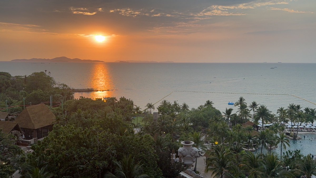 上海换妻 tweet media