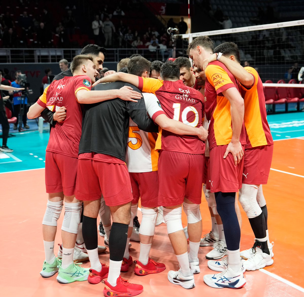 Günaydın #Galatasaray Ailesi