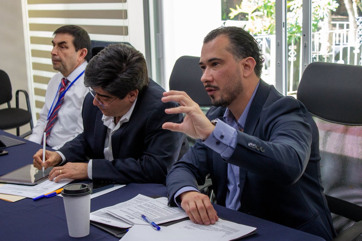 IvanRChavez's tweet photo. La semana pasada iniciamos el trabajo interinstitucional con mesas de diálogo para atender la problemática social de la Presa 📍El Zapotillo, su situación jurídica y el beneficio social que este proyecto representa para el Área Metropolitana de Guadalajara. https://t.co/nz6qSkomuX