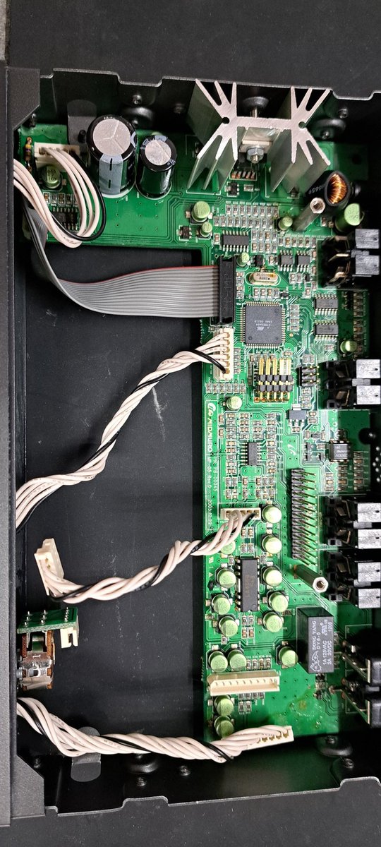 protac_jp's tweet photo. ジェニオ消音ユニット　MP1000　　出力不良多発中　修理も可能ですがこの際載せ換えもご検討下さい
#Genio #MP1000 #消音ユニット https://t.co/z7MuRDSm0f