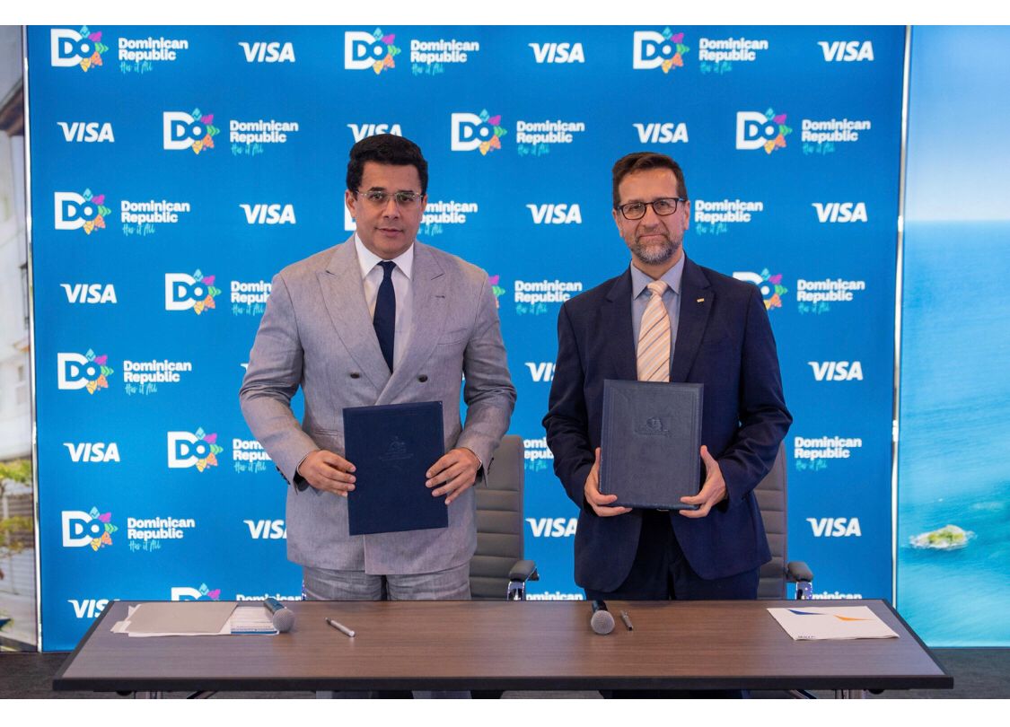 David Collado firma acuerdo con Visa para fortalecer la promoción turística de RD…. elorientadorrd.com/2026/02/david-…