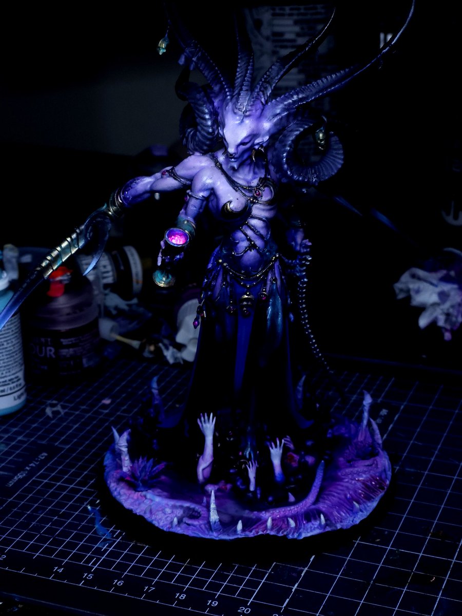 Mothmandraws (2 slots open) tweet media