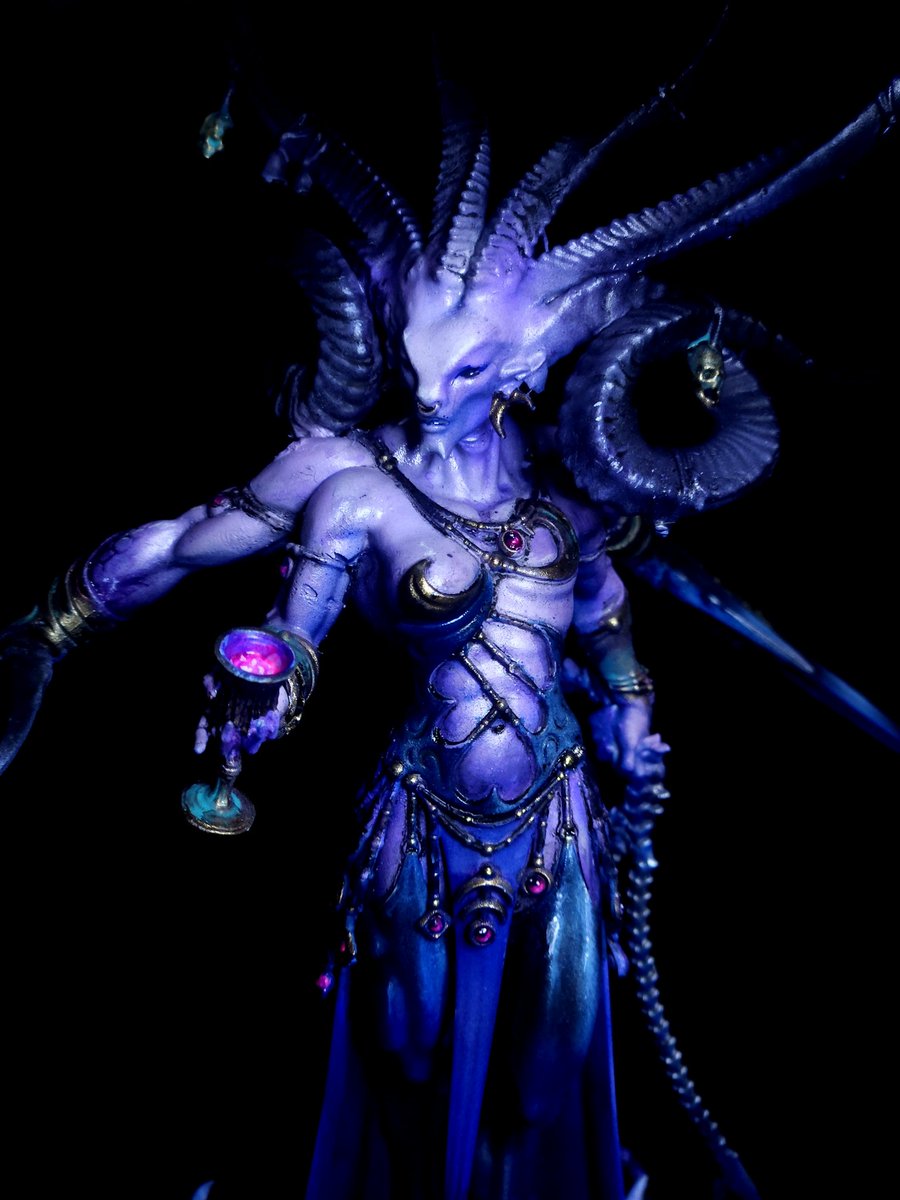 Mothmandraws (2 slots open) tweet media