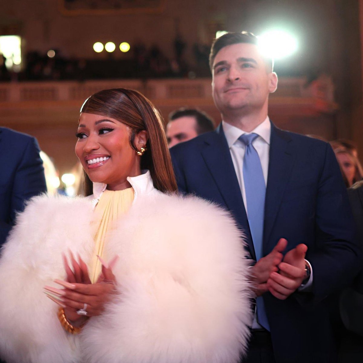 Queen Radio tweet media