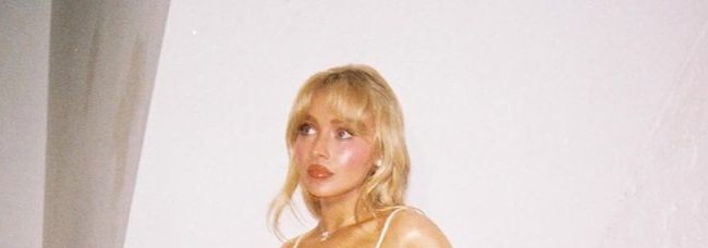 brinajpg's tweet photo. sabrina carpenter (tap the post) ⭐️