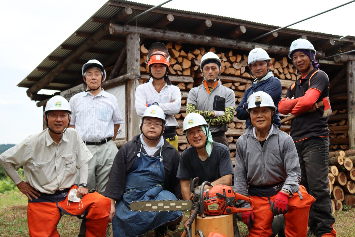 akitagenkimura's tweet photo. 【#あきた元気ムラ #能代市 #梅内地域】
秋田県環境ポータルサイト「あすも」に、二ツ井宝の森林プロジェクト野呂代表のインタビュー記事が掲載されました。
地域づくりのヒントがたくさん詰まった記事を、ぜひご覧ください！
https://t.co/cvouLMpZI6 https://t.co/WT0UpYZjsh