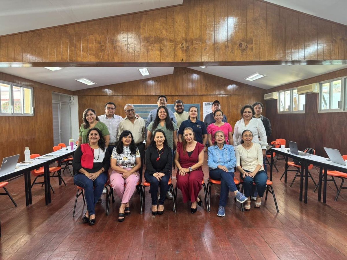 EducGuerrero's tweet image. 📞📲#CallCenter| Ellos son el equipo de la SEG que participó en el call center para el proceso de preinscripciones de Educación Básica 2026-2027. Gracias por su compromiso y servicio.