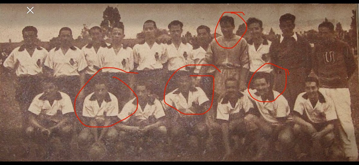 Parado arquero, Sergio Livingstone, abajo de izq a derecha : Pancho las Heras 
(Mi padre) Ulises Ramos, y creó el tercero Jaime Riera hermano de Fernando .
Por favor, si alguien sabe algo al respecto, corríjame !!!