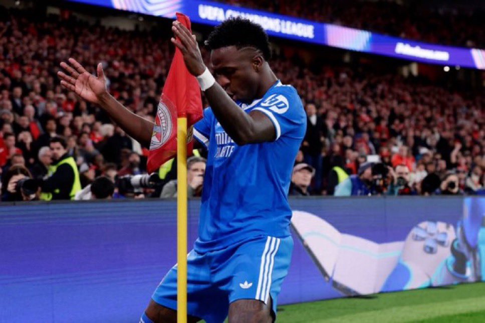 مازنالدو tweet media