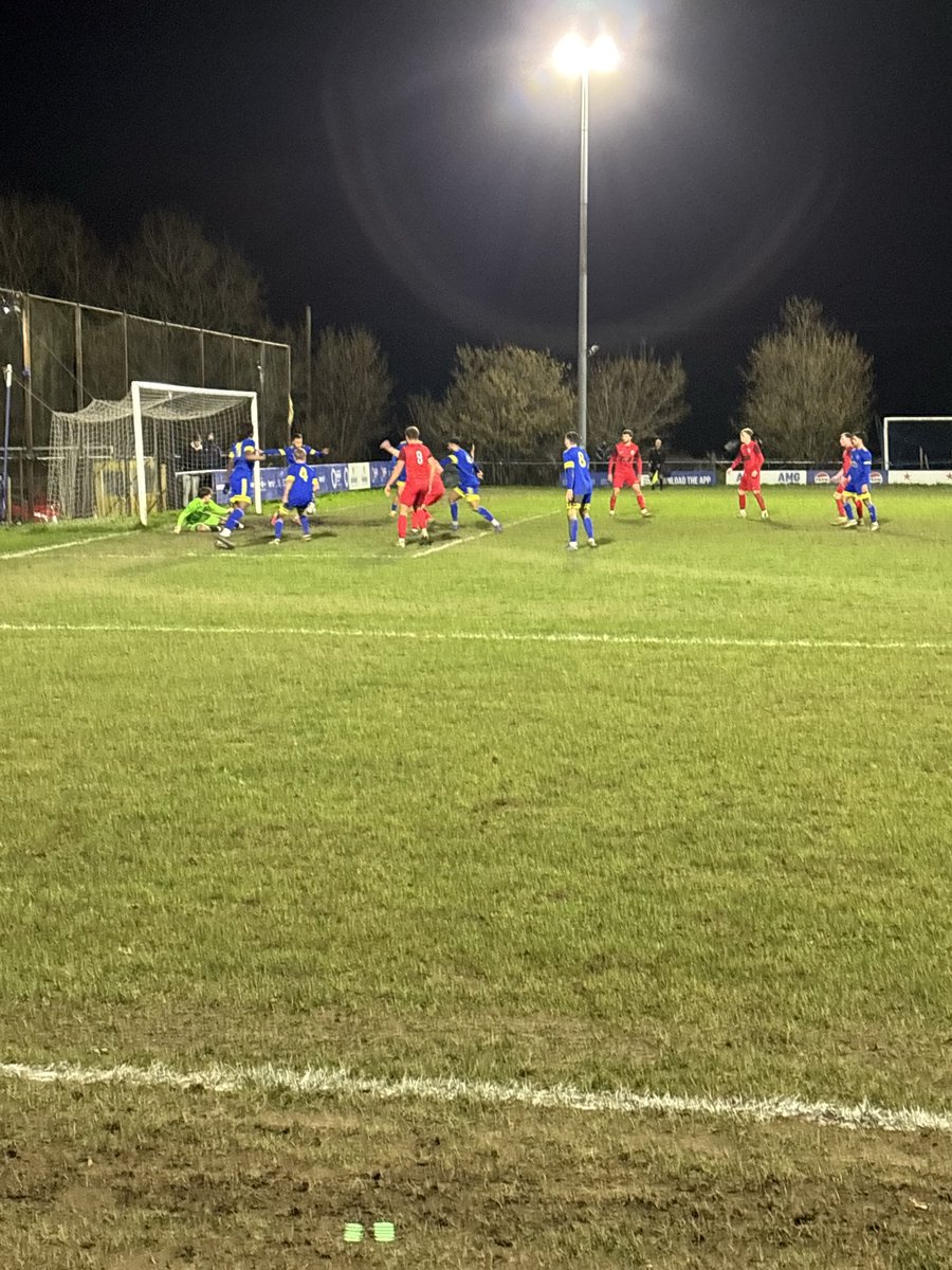 Paulbloomer3's tweet photo. 📆Tuesday February 17 2026
⏰19:45
🧮Game 138 25/26
🏟Illey Lane #1137
⚽️@BirminghamOJM 0-2 @copsewoodFC
🏆Midland Football League Division One
🎟️£8
👥40 (approx)
#groundhopping #nonleague #leaguecomplete @MidlandLeague with @MartinTosca https://t.co/OQGXm8CKbf