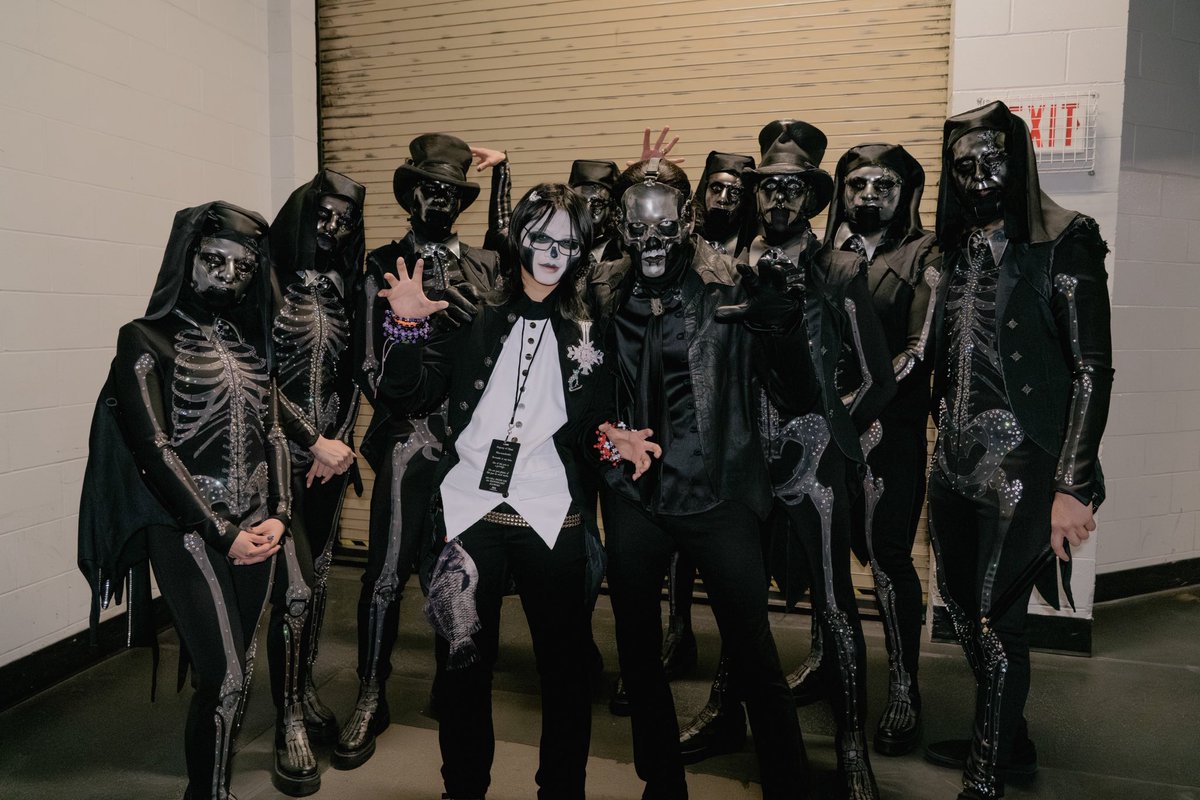 Perpetua, ghouls, and <a href="/ch1p_damage/">Chip 🏳️‍⚧️ #1 Ministry Mary Goore fan</a>!!

(left to right; Aurora, Haze, Phantom, Cirrus, Rain, Dewdrop, Storm, Mountain)