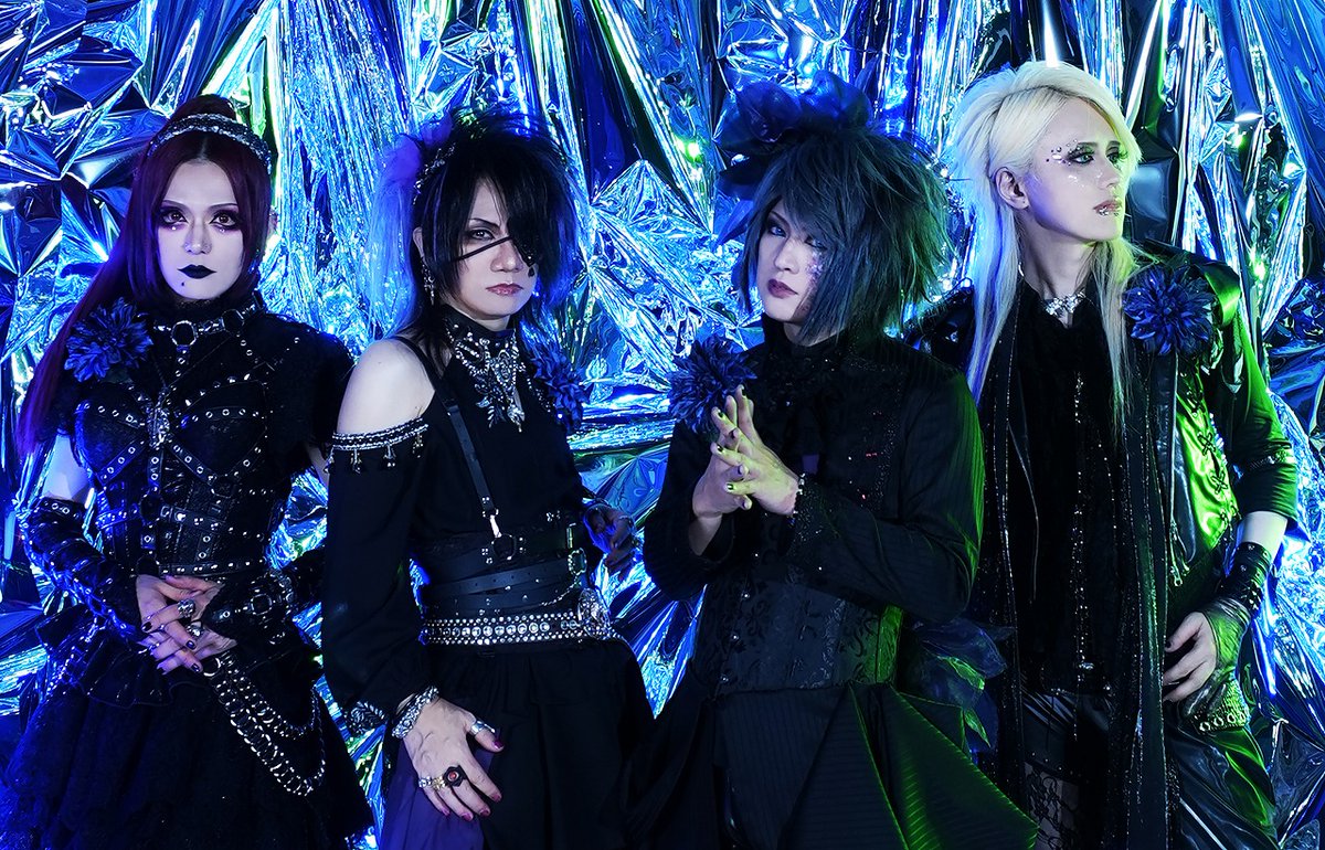 Visualive tweet media