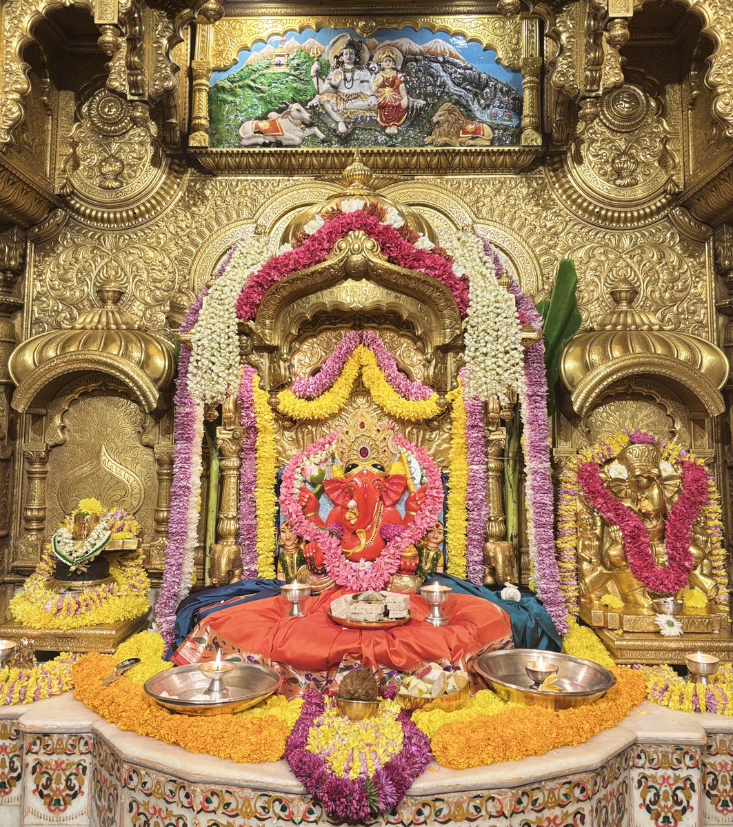 🙏 गणपती  बाप्पा मोरया 🌺मंगलमूर्ती मोरया 🙏१८/०२/२०२६
🙏Ganapati Bappa Moraya 🌺 Mangalmurti Moraya  🙏18/02/2026