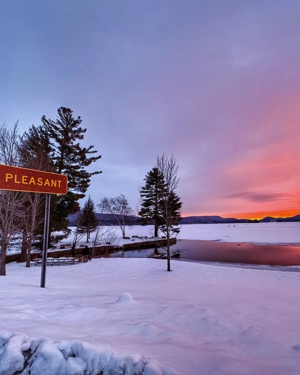 Visit Adirondacks tweet media