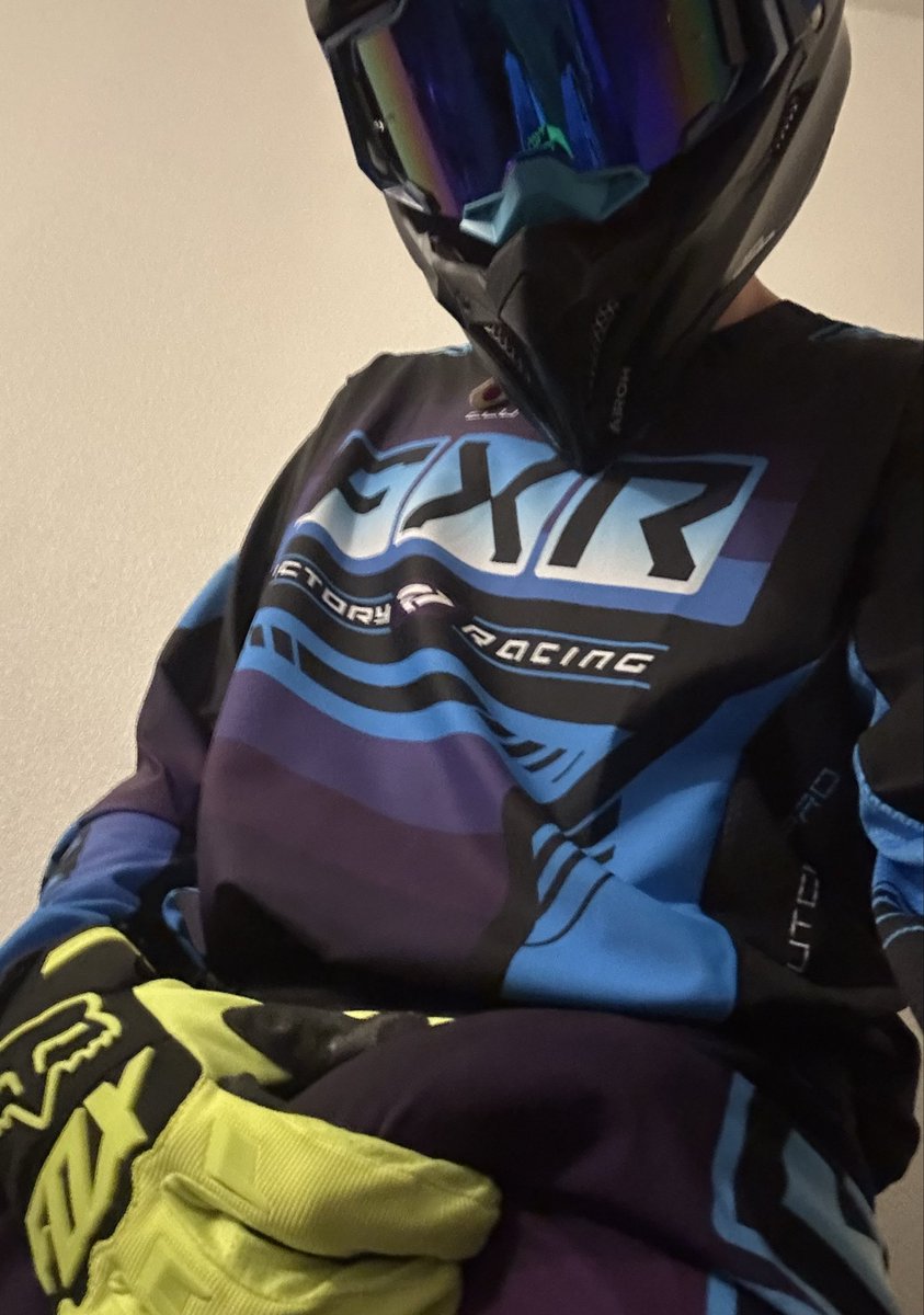 MxGearBoy's tweet photo. Just trying on some new #mxgear https://t.co/ygeETfr0sd