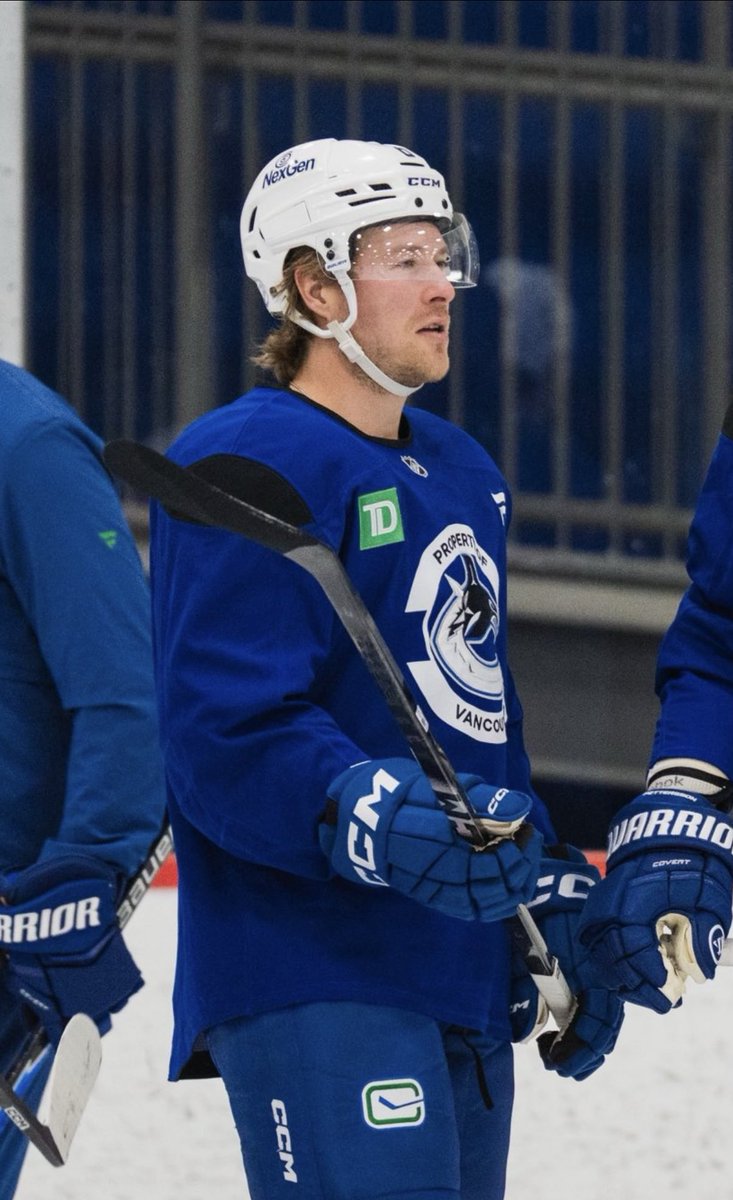 Dailybrockboes's tweet photo. Boeser nation we are up https://t.co/VLc8LpJiNy