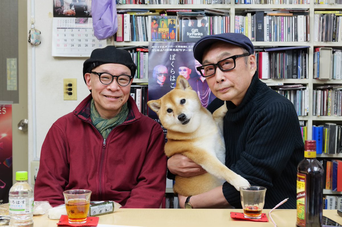 pearl_bro30th's tweet photo. 昨夜の生配信では「(楽器の)スティックとはなんぞや？」を、日本が誇るスティック名手・バカボンが細かく解説。なかなかない貴重回かと。アーカイブもぜひ！

https://t.co/OGHgqcsWUS

そしてジャズも似合う音空間でスティックソロ、味わえます。興味のある方、ぜひ2.27Billboard Live TOKYOへ！ https://t.co/6Oi9mpnvmA