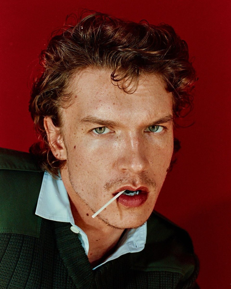 arnaudblvd's tweet photo. like HELLO??? https://t.co/UNxyisJVEb