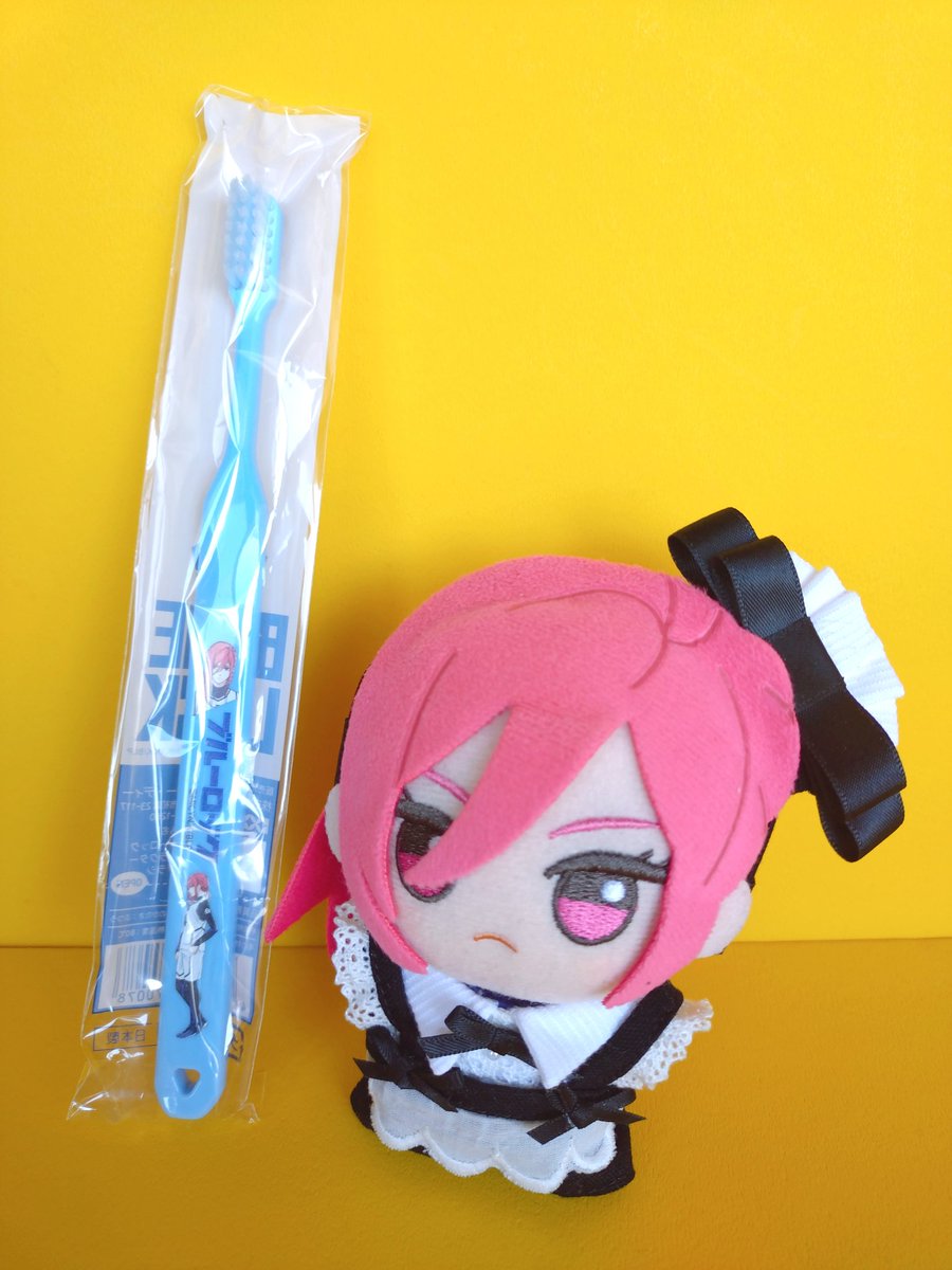 4M_Karinto's tweet photo. とくめいだから言わないけど誰か分かるぞ！手を振ってくれたのは一人だけだったからな！！
レオに買ってもらったこの歯ブラシがあるから虫歯は大丈夫だ✨✨
遅くなったけどバレンタインありがとうな！ https://t.co/NjdCIhmcVp