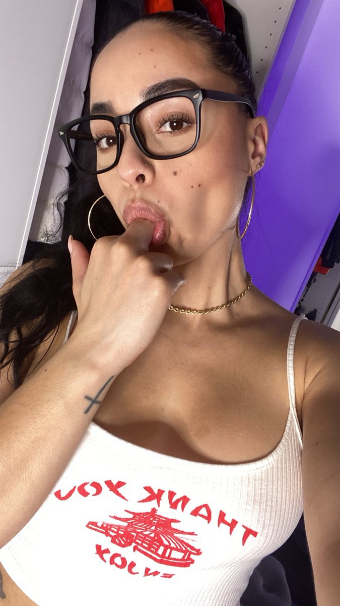 EMMA ROSE 🌹 tweet media