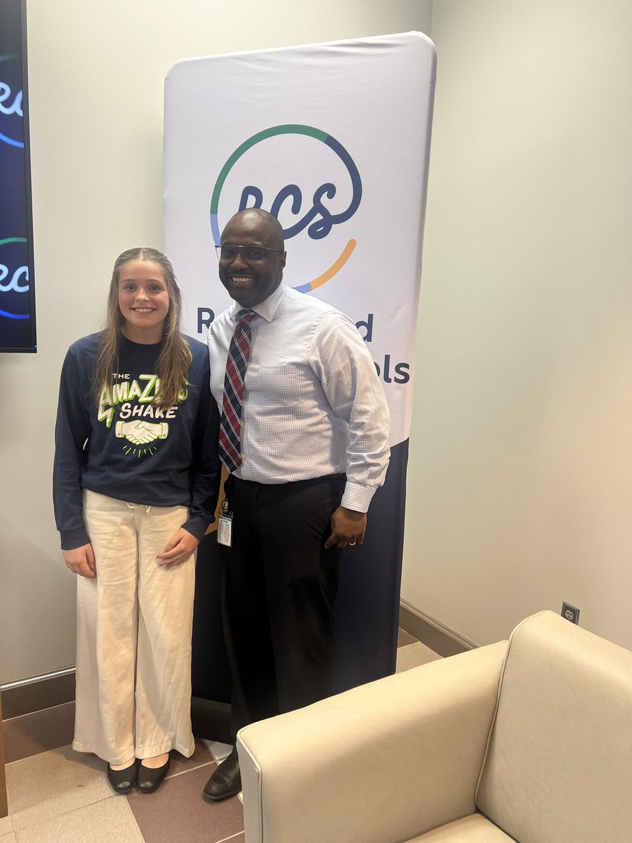 SCreekLife tweet media